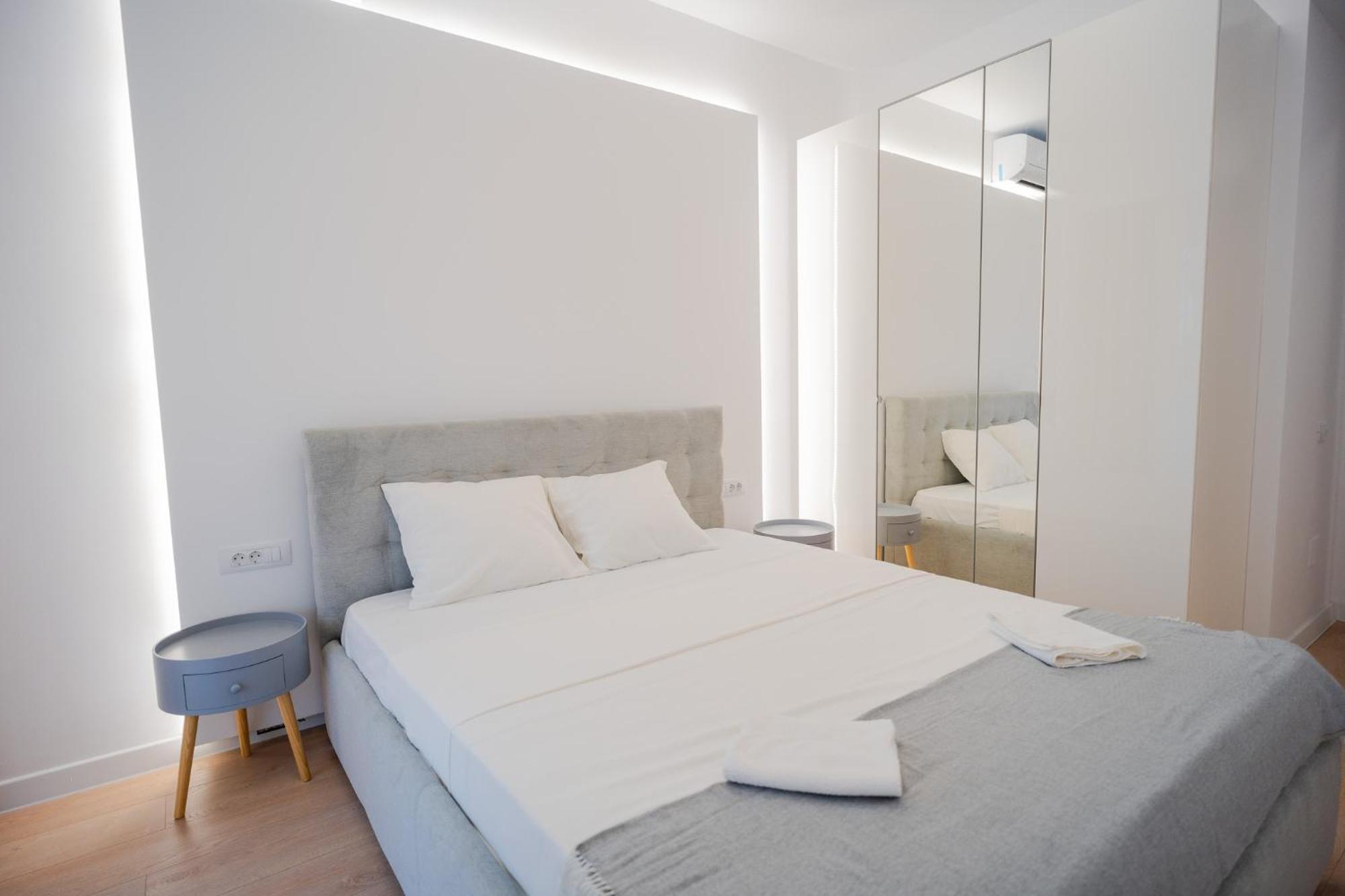 Amazing View Apartments - Iuliu Maniu & Politehnica Park Bucureşti Ngoại thất bức ảnh