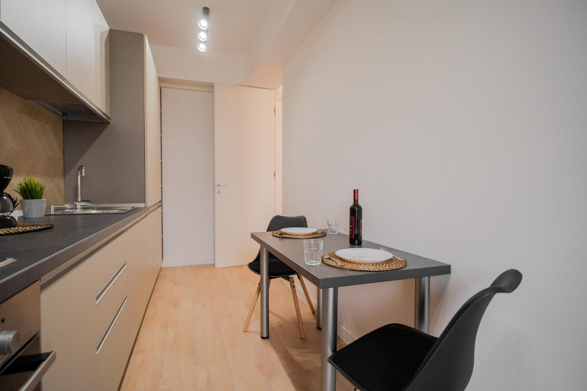 Amazing View Apartments - Iuliu Maniu & Politehnica Park Bucureşti Ngoại thất bức ảnh